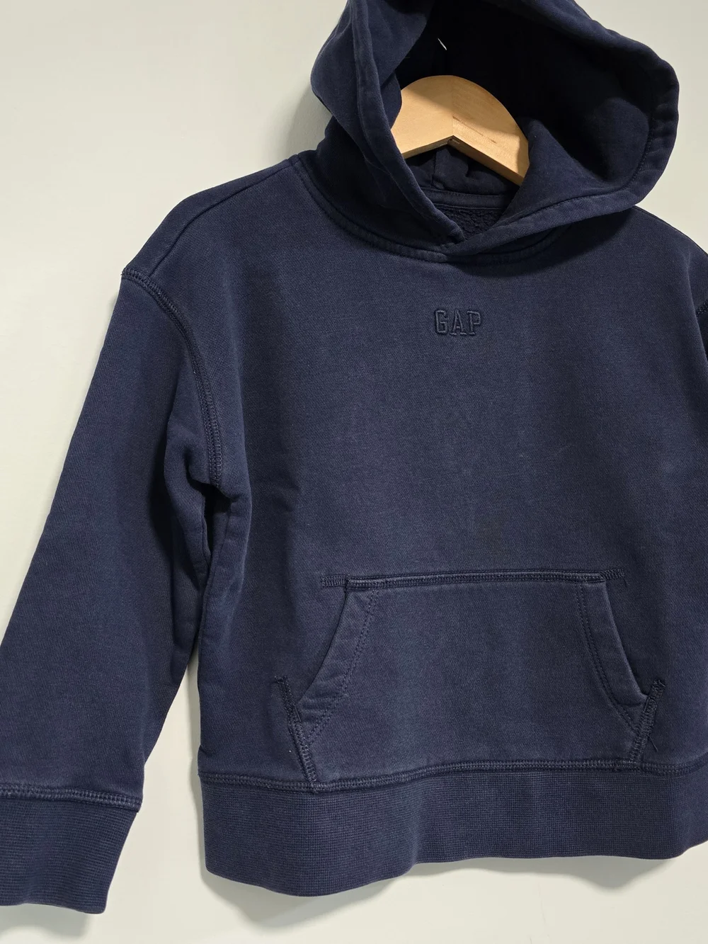 GAP Kids Embroidered Gap Logo Hoodie. Backt O School Style. Thick Cotton Mix.
